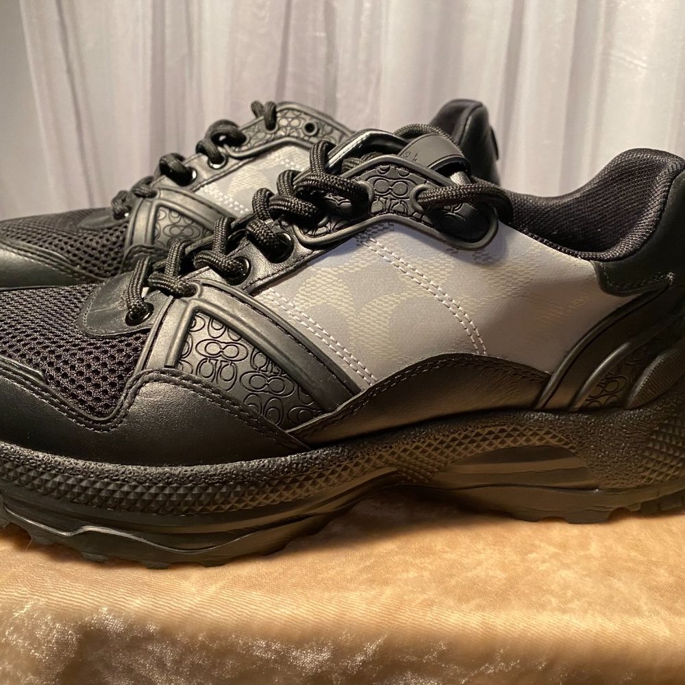 COACH MEN'S REFLECTIVE SIGNATURE SNEAKERS (SZ 7D)